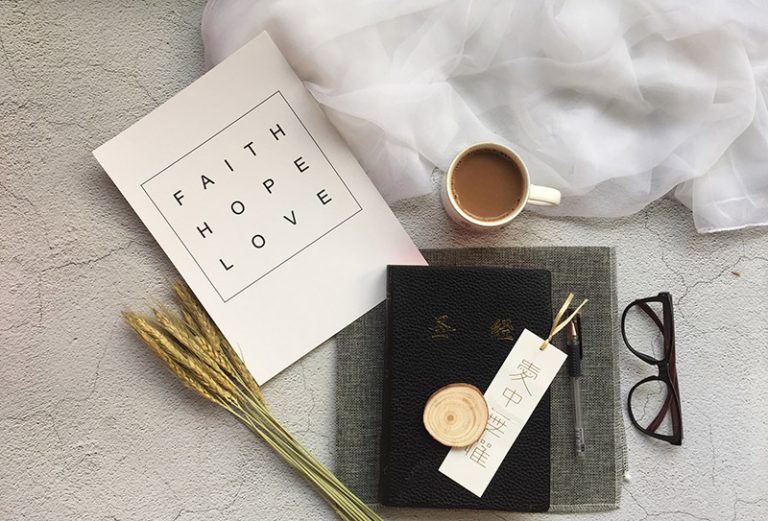 chris liu raogue01p i unsplash